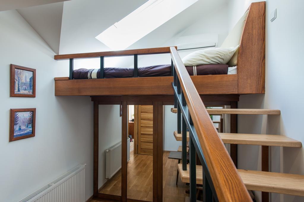 Apartment Krzyza Krakow